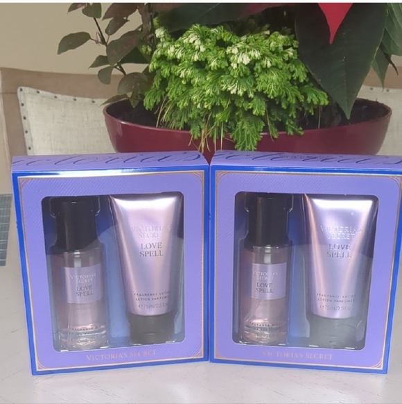 PINK Victoria's Secret Other - New 2 Sets  Victoria Secret Love Spell Lotion And Mist 2.5 oz each